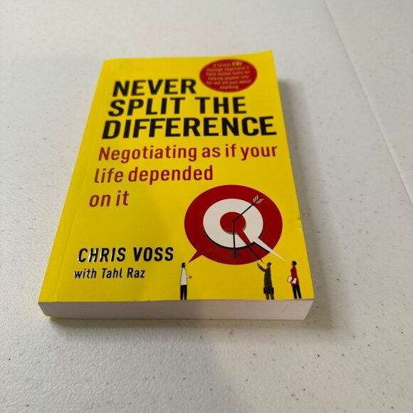 Never Split the Difference Negotiating as if your Life Depended on it paperback - Picture 3 of 4